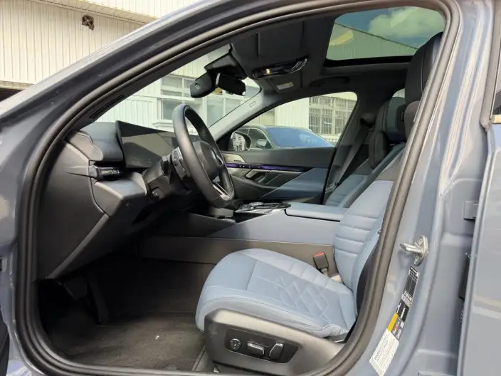 BMW i5 2024 Model eDrive35L Exclusive Model M Sports Set – фото 8
