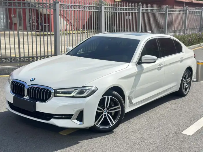 BMW 5 Series 2022 Model Facelift 530Li Leading Model Luxury Set – фото 1
