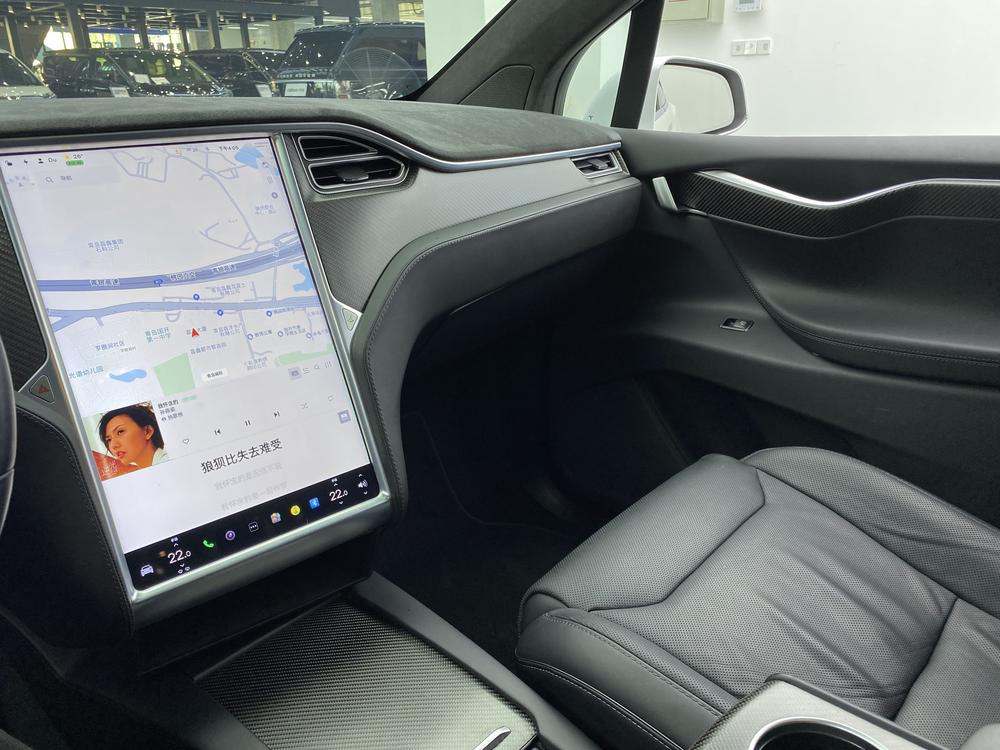 Tesla Model X 2016 90D – фото 10