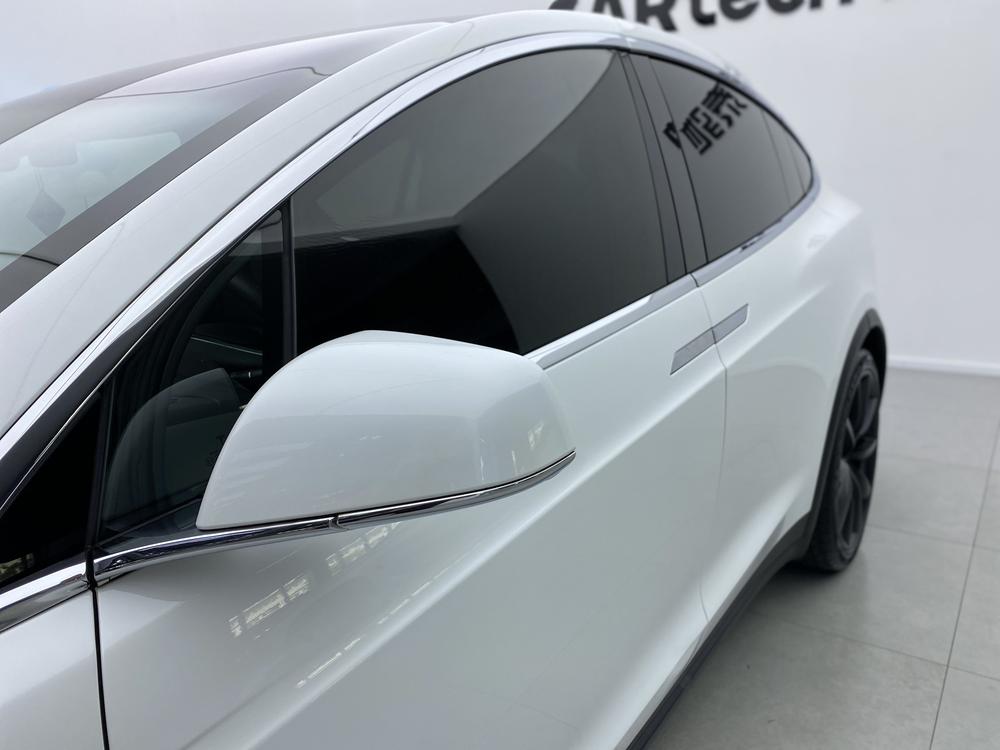 Tesla Model X 2016 90D – фото 17