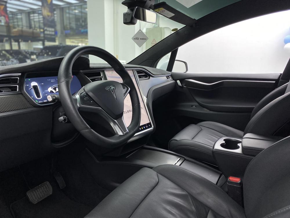 Tesla Model X 2016 90D – фото 26