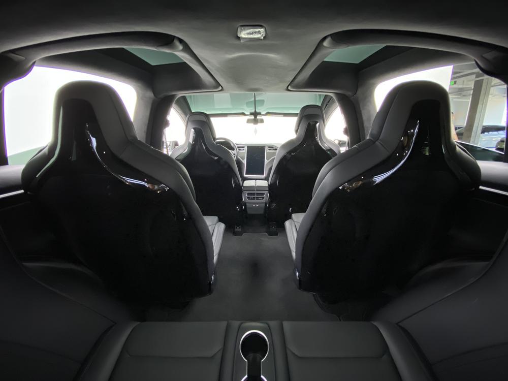 Tesla Model X 2016 90D – фото 27