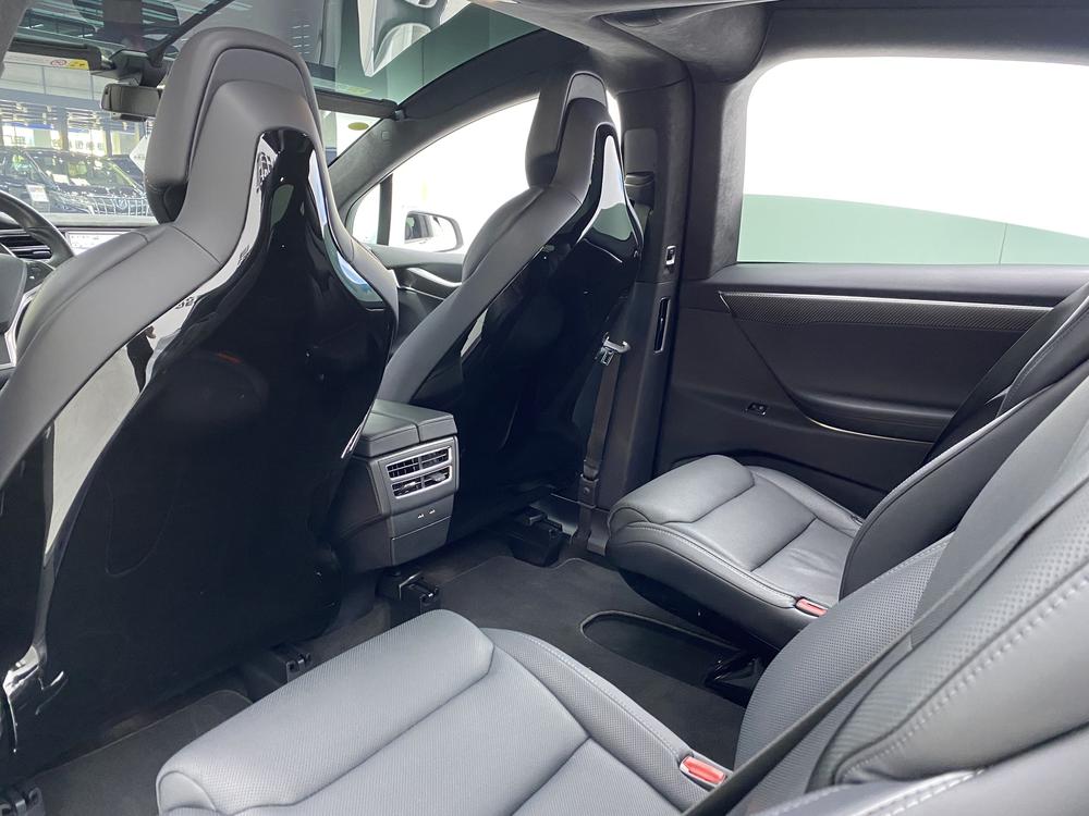 Tesla Model X 2016 90D – фото 33