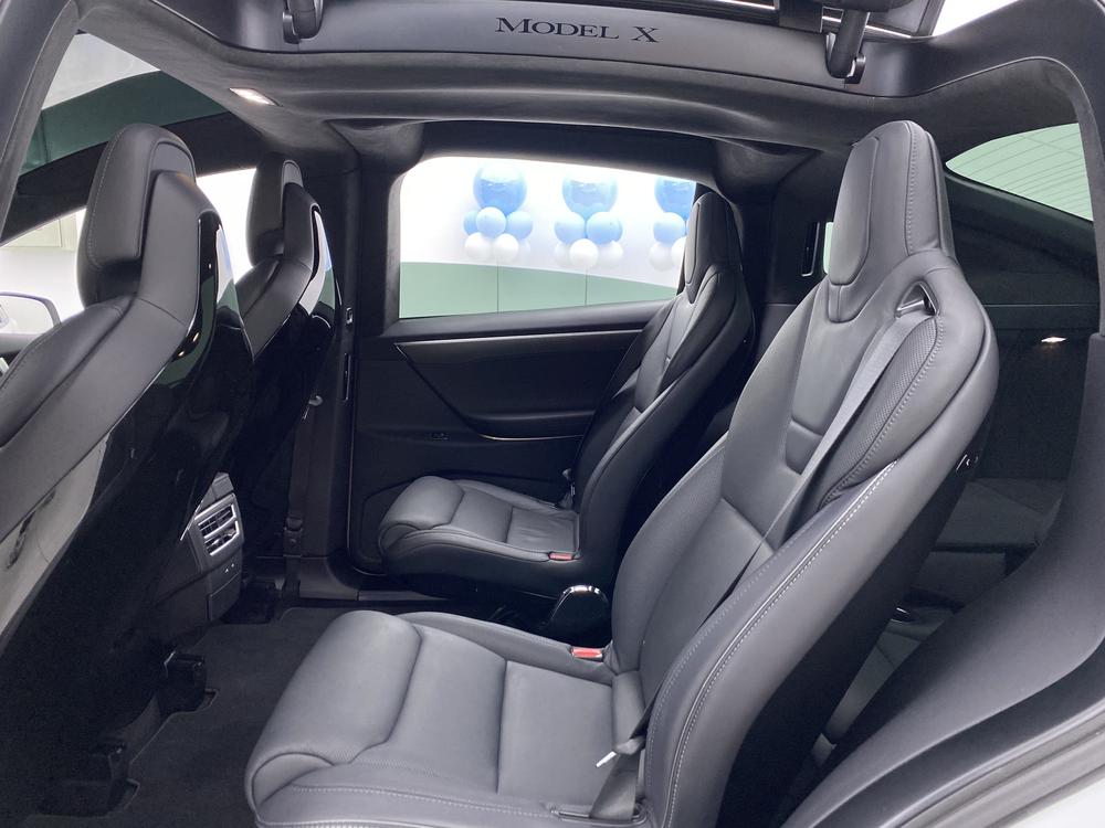 Tesla Model X 2016 90D – фото 34
