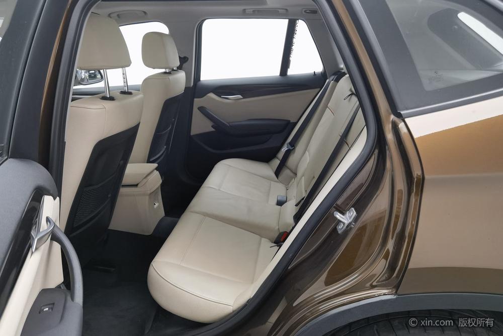 BMW X1 2014 модификация sDrive18i X Design Set – фото 20