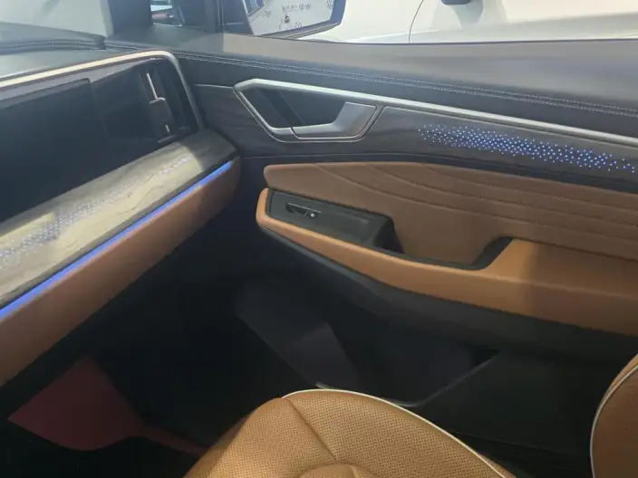 Talagon 2026 Model 450TSI 4WD Supreme Edition 6 seat – фото 7