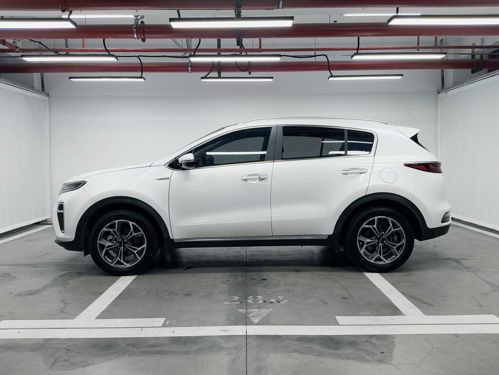 KIA KX5 Модель 2021 года 2.0L автоматическое 2WD Com f ort Edition