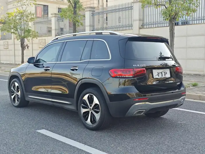 Mercedes-Benz GLB 2022 Model GLB 220 Fashion Model – фото 4