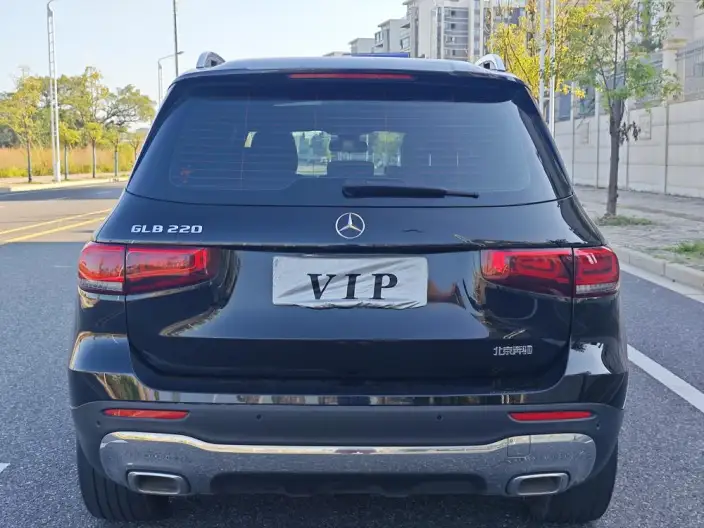Mercedes-Benz GLB 2022 Model GLB 220 Fashion Model – фото 5