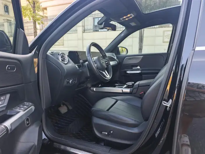 Mercedes-Benz GLB 2022 Model GLB 220 Fashion Model – фото 8