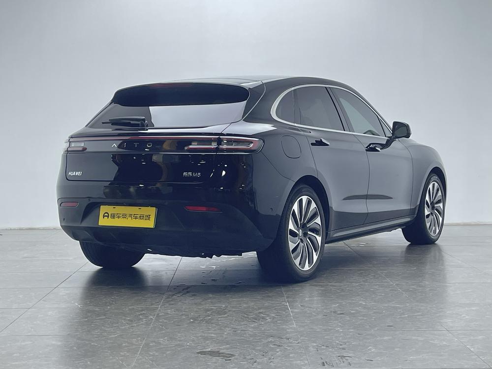 AITO M5 2022 Extended-Range AWD Performance – фото 7