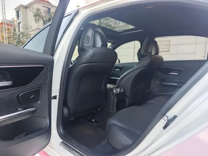 Mercedes-Benz C-Class 2023 Model Facelift C 200 L Sports Edition – фото 9