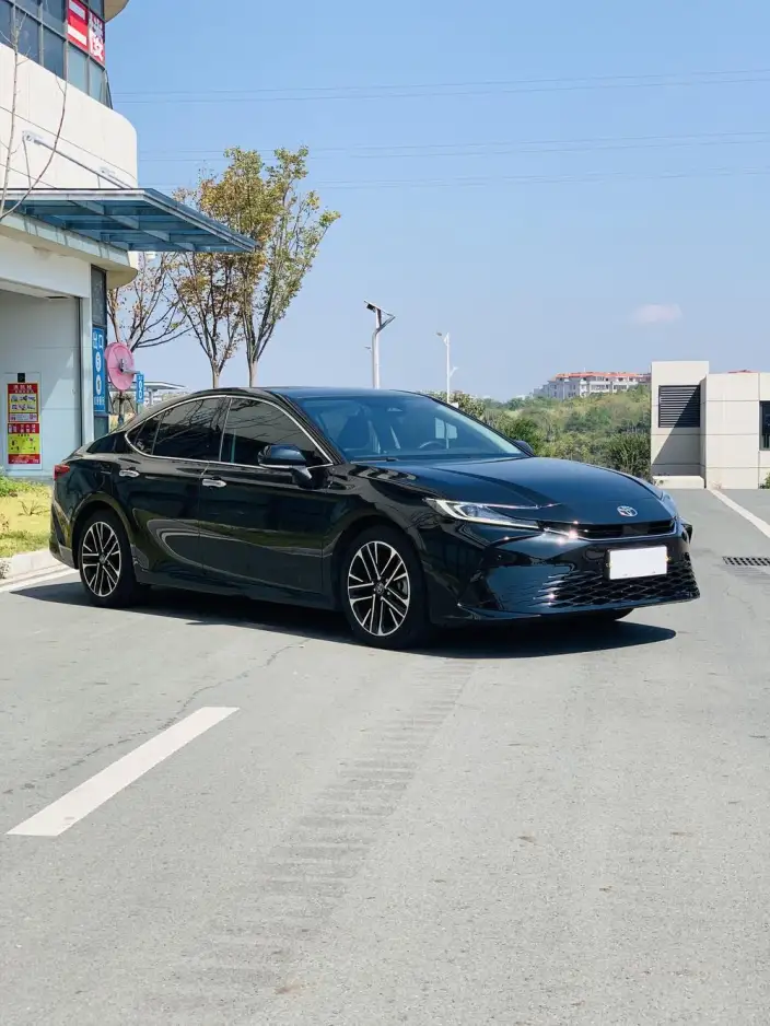 Toyota Camry 2024 Model Hybrid 2.5HG Premium Edition – фото 3