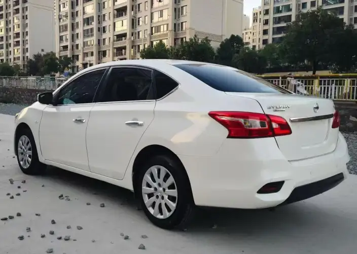 Nissan Sylphy 2021 Model Classic 1.6 XL CVT Deluxe Edition
