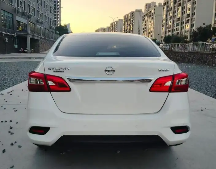 Nissan Sylphy 2021 Model Classic 1.6 XL CVT Deluxe Edition – фото 5