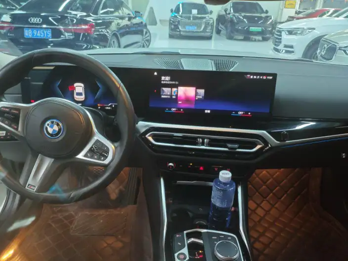 BMW i3 2022 Model eDrive35L – фото 6