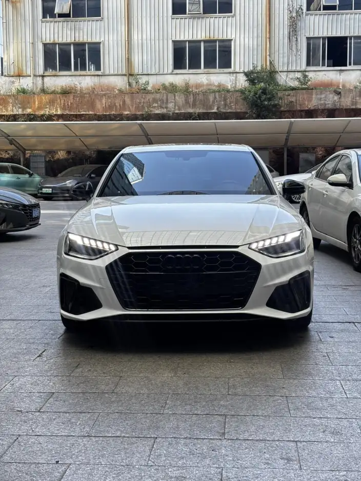 Audi A4 L 2023 Model 40 TFSI Luxury Dynamic Model – фото 2