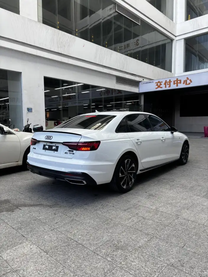 Audi A4 L 2023 Model 40 TFSI Luxury Dynamic Model – фото 5
