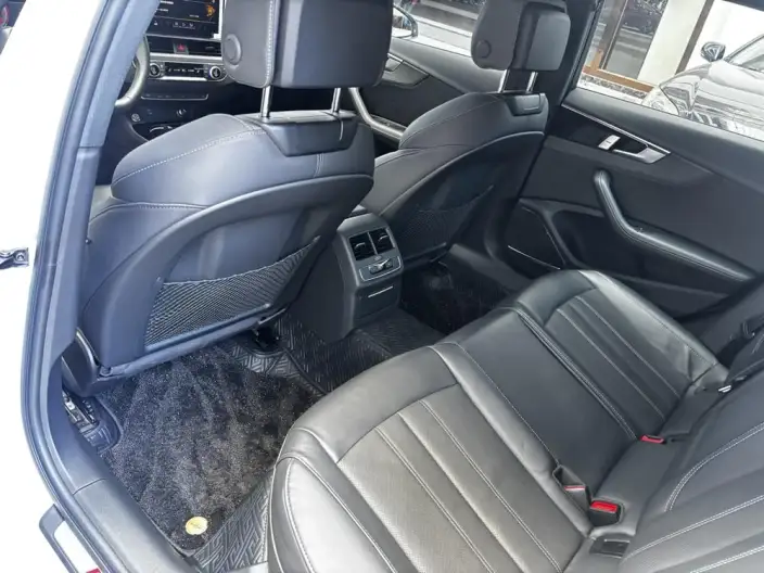Audi A4 L 2023 Model 40 TFSI Luxury Dynamic Model – фото 10