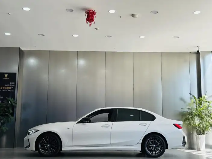 BMW 3 Series 2023 Model 325Li M Sports Night Set – фото 4