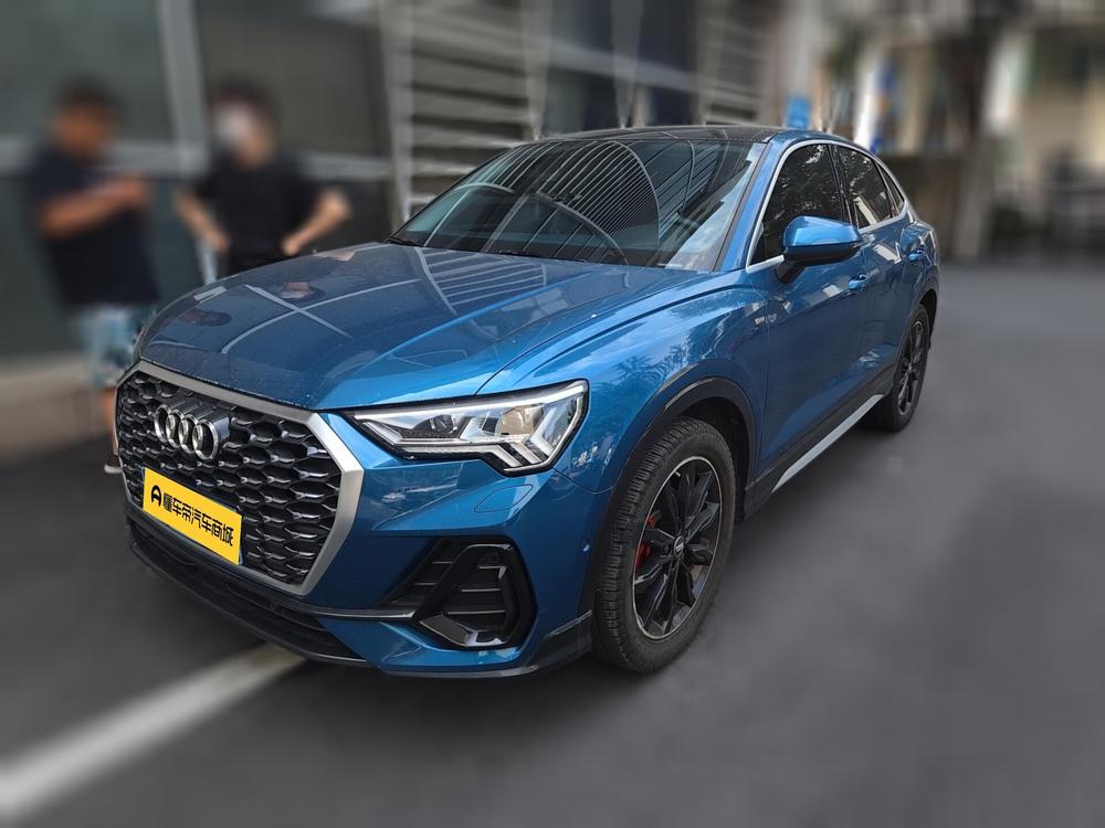 AUDI Q3 Sportback Модель 2020 года 45 TFSI quattro Luxury – фото 1