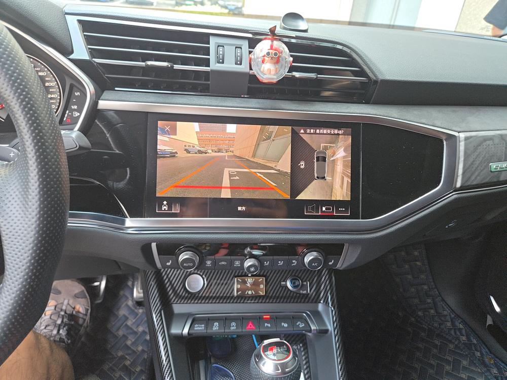 AUDI Q3 Sportback Модель 2020 года 45 TFSI quattro Luxury – фото 8