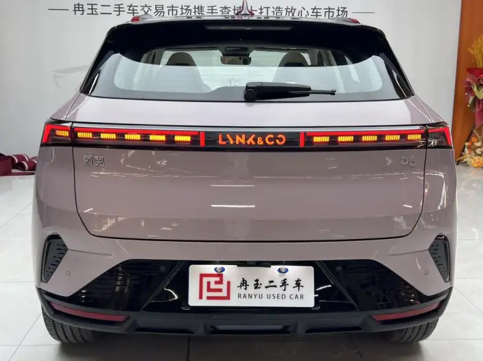 Lynk & Co 06 2026 Model Relive 1.5T Ultra – фото 5