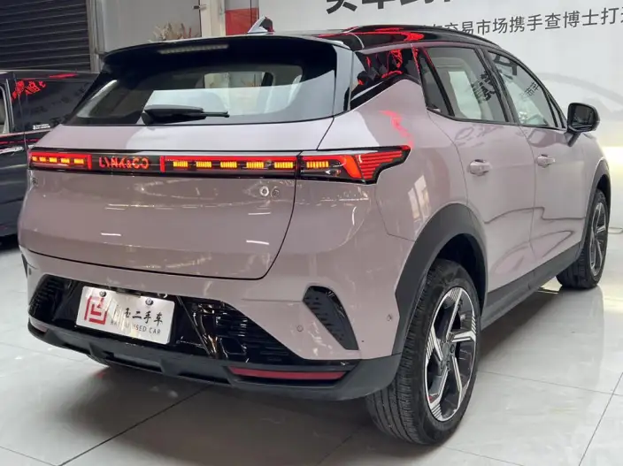 Lynk & Co 06 2026 Model Relive 1.5T Ultra – фото 6