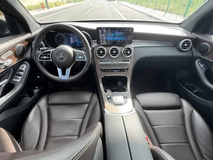 Mercedes-Benz GLC 2022 Model Facelift GLC 300 L 4MATIC Dynamic Model – фото 10