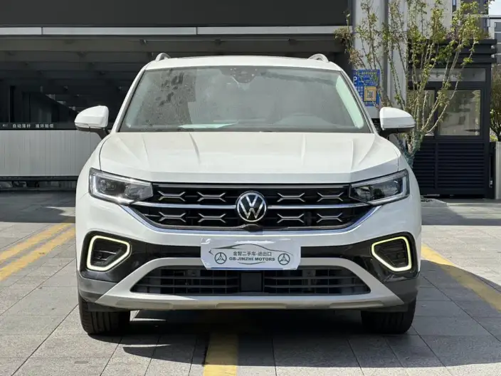 Volkswagen Tayron 2023 Model 300TSI 2WD Luxury Plus Advanced version – фото 2