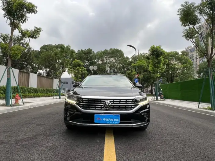 Volkswagen Passat 2023 Model Facelift 330TSI Elite Edition – фото 2