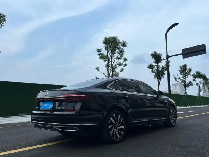 Volkswagen Passat 2023 Model Facelift 330TSI Elite Edition – фото 7
