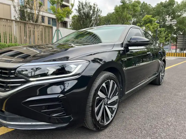 Volkswagen Passat 2023 Model Facelift 330TSI Elite Edition – фото 9