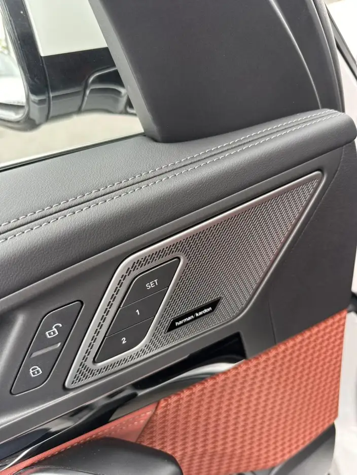BMW X1 2026 Model sDrive25Li X Design Set – фото 8