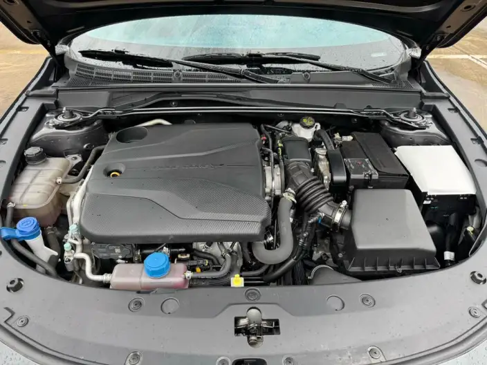Changan UNI-V 2023 Model 1.5T Sports Edition – фото 5