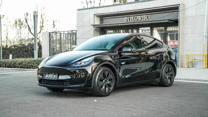 Model Y 2023 Model Rear-wheel drive version – фото 1