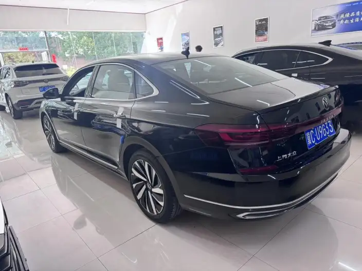 Volkswagen Passat 2024 Model 380TSI Deluxe Edition – фото 4