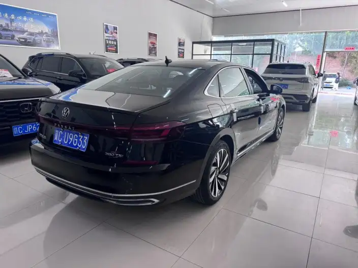 Volkswagen Passat 2024 Model 380TSI Deluxe Edition – фото 6