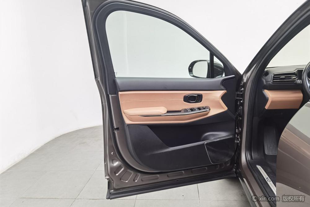NIO ES8 Модель 2020 года 580KM Base Edition VI seat – фото 22