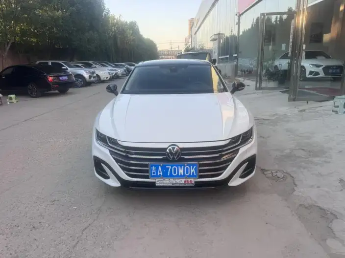 Volkswagen CC 2023 Model 380TSI Eye-catching version – фото 2