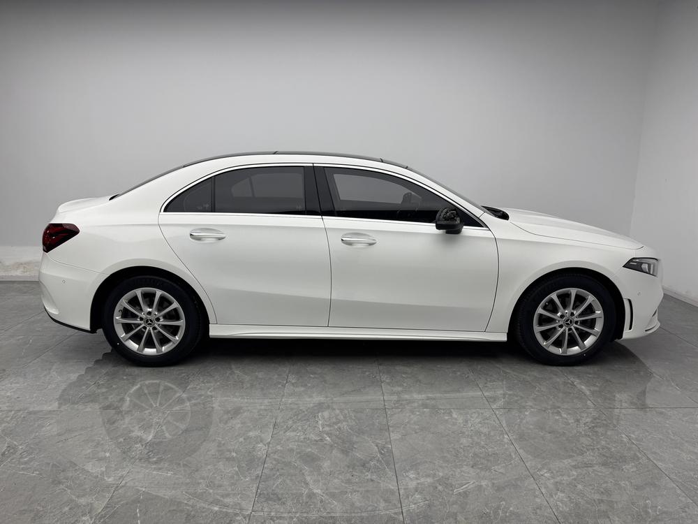Mercedes-Benz A-class Модель 2022 года комплектация A 200 L Sports sedan Fashion Edition – фото 8