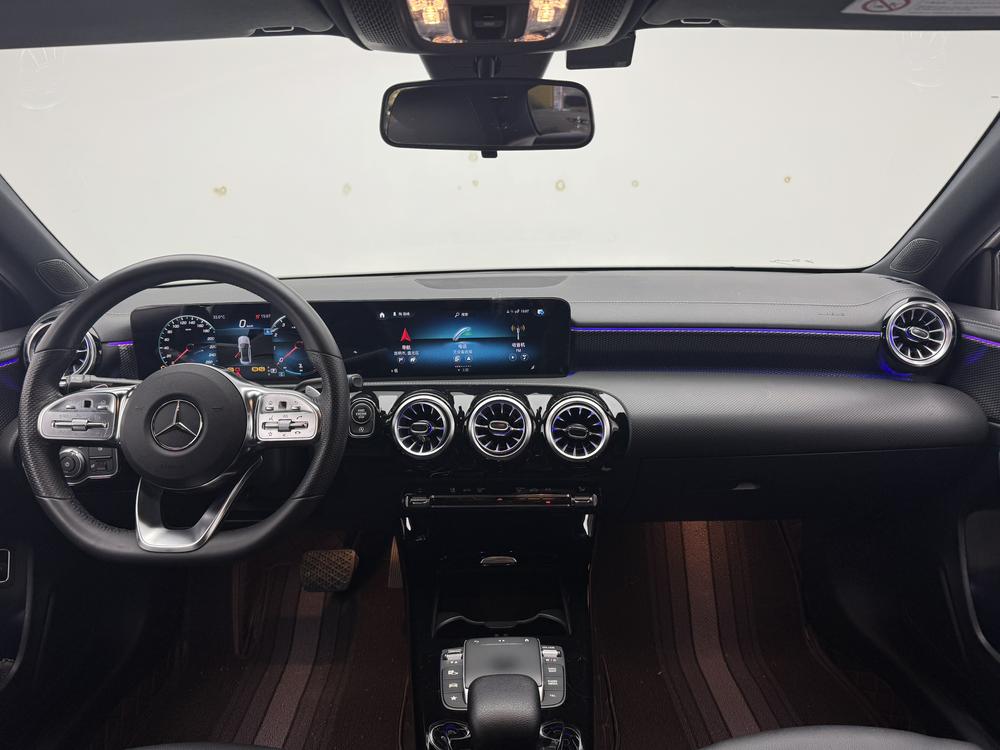 Mercedes-Benz A-class Модель 2022 года комплектация A 200 L Sports sedan Fashion Edition – фото 14