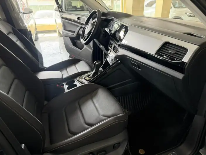 Volkswagen Tayron 2022 Model 280TSI 2WD Luxury Zhilian Edition – фото 8