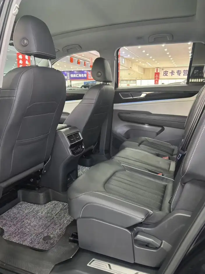 Volkswagen Teramont 2021 Model 530 V6 4WD Respect Deluxe Edition – фото 8