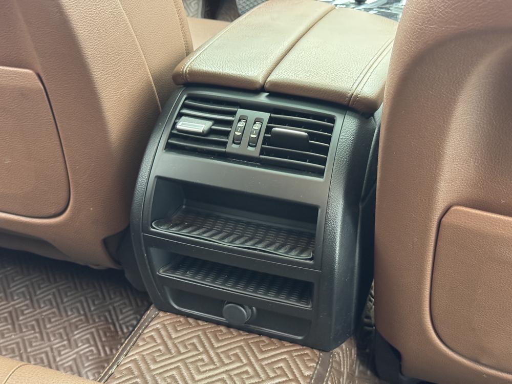 BMW 5 Series импорт 2015 модификация 520i Elegance – фото 11