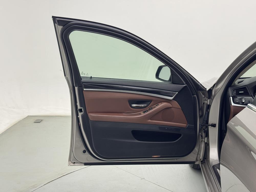 BMW 5 Series импорт 2015 модификация 520i Elegance – фото 26
