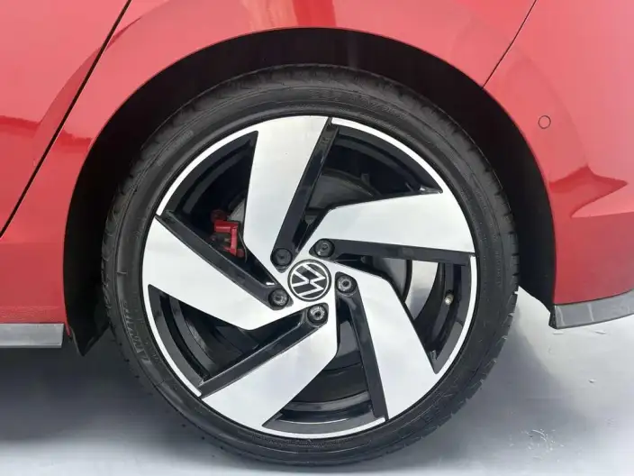 Volkswagen Golf GTI 2021 Model 380TSI DSG GTI – фото 7