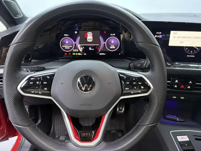 Volkswagen Golf GTI 2021 Model 380TSI DSG GTI – фото 10