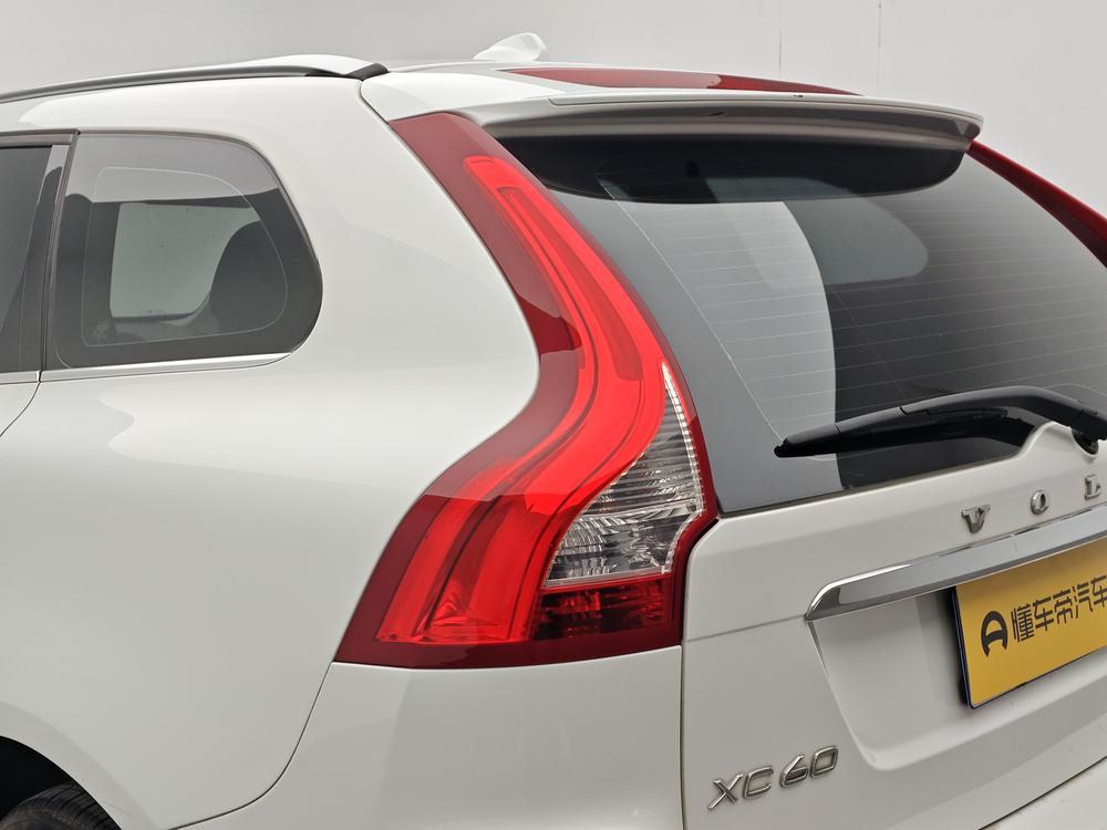 Volvo XC60 2015 T5 AWD Smart Far – фото 13