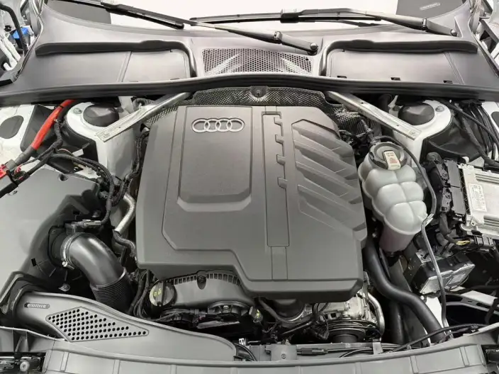 Audi A4 L 2024 Model 40 TFSI Luxury Dynamic Model – фото 9